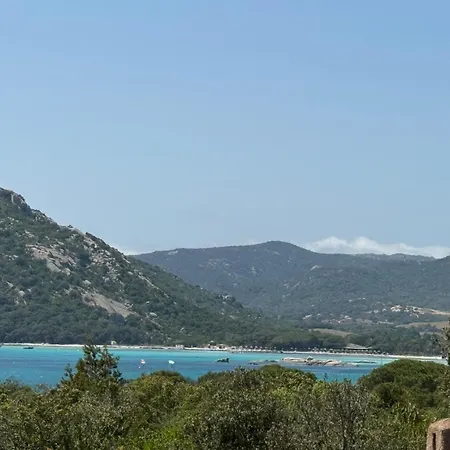 De Charme A 300 M De La De Santa Giulia *