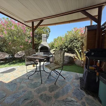 De Charme A 300 M De La De Santa Giulia Tatil Evi *