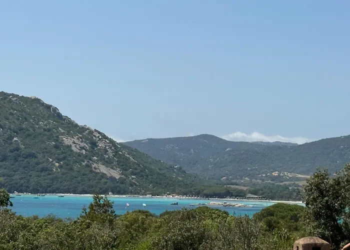 De Charme A 300 M De La De Santa Giulia *